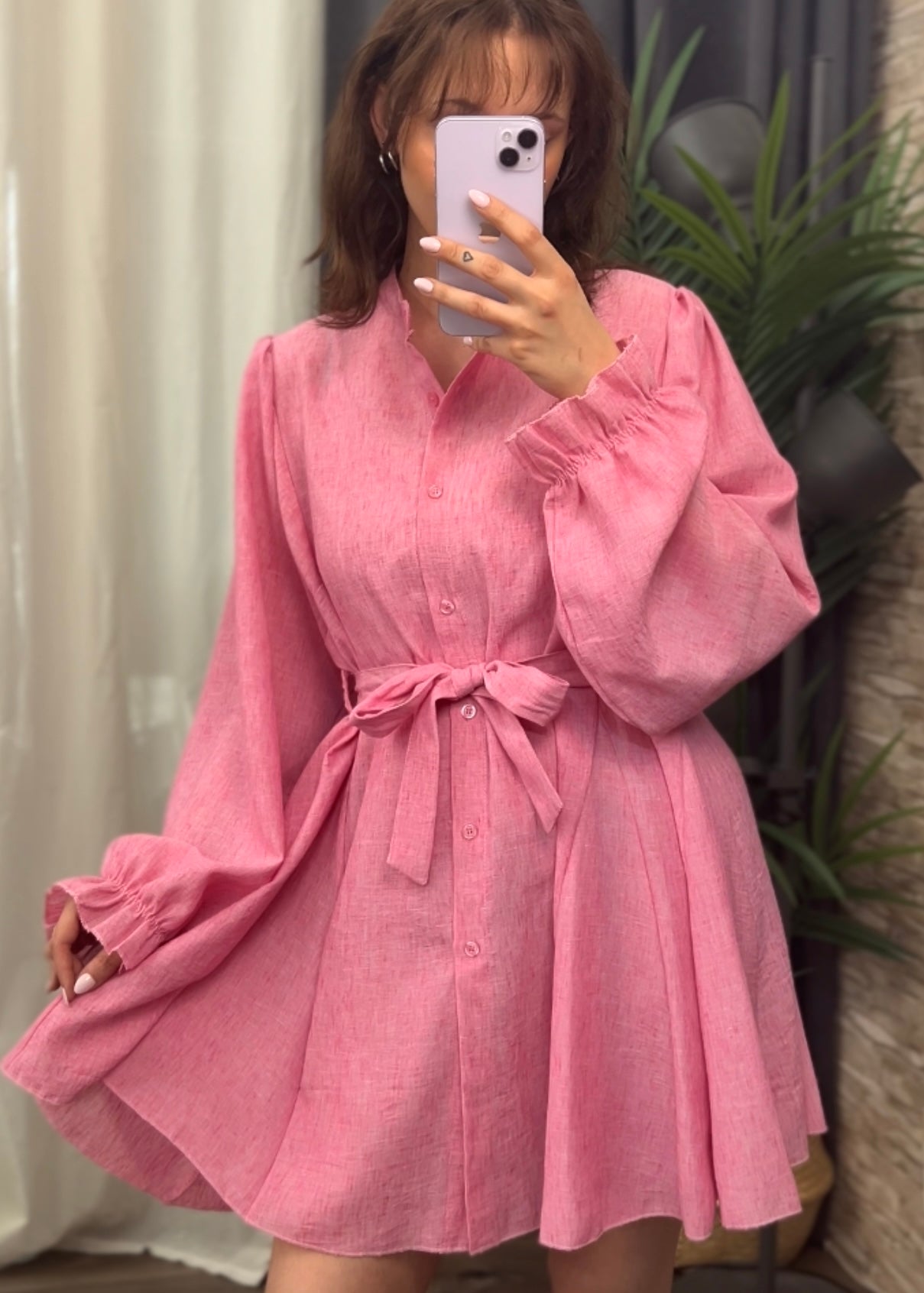 Pinkes Kleid mit rüschenärmeln Sommerkleid