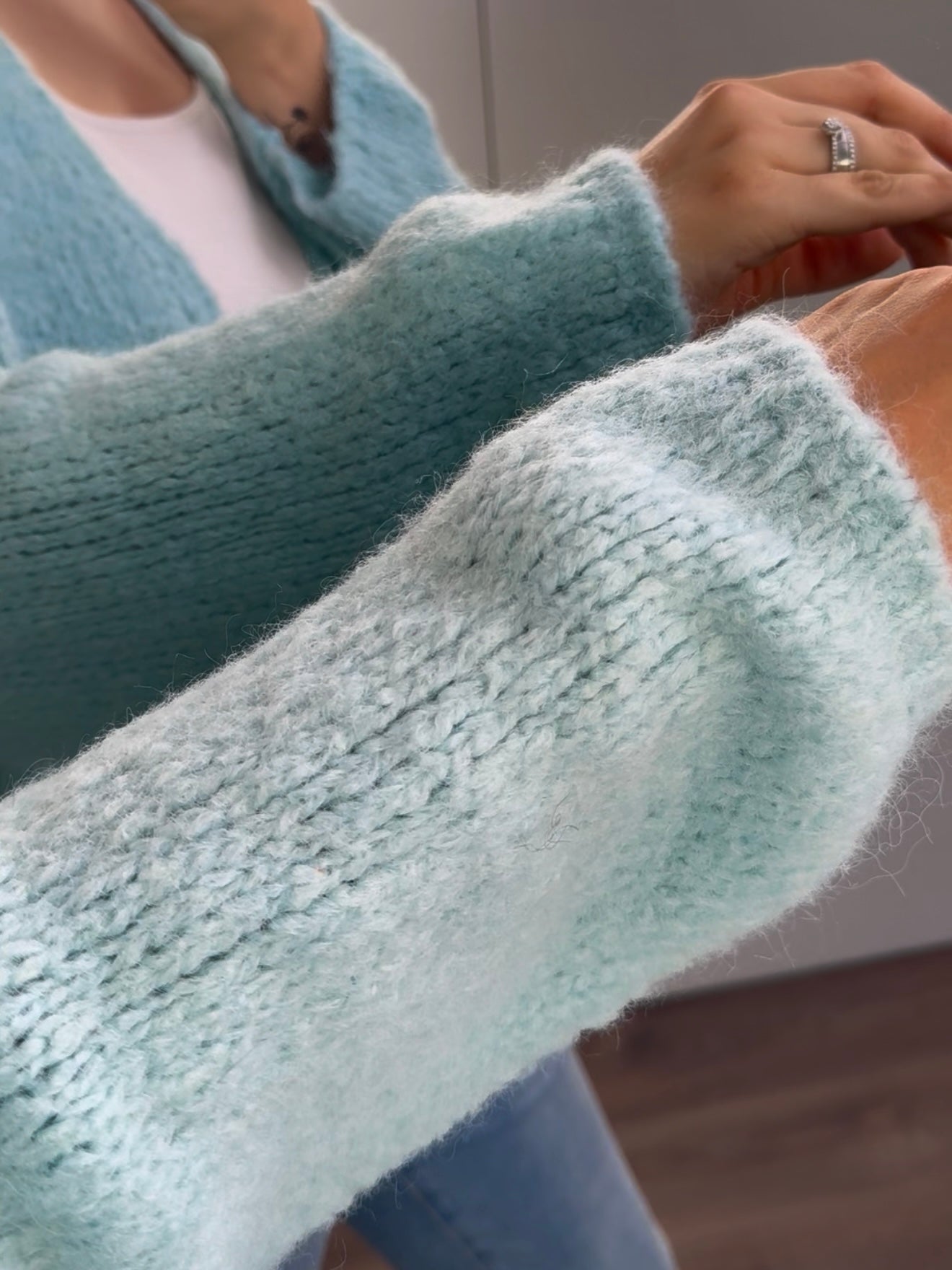 Strickjacke “Rae“, versch. Farben