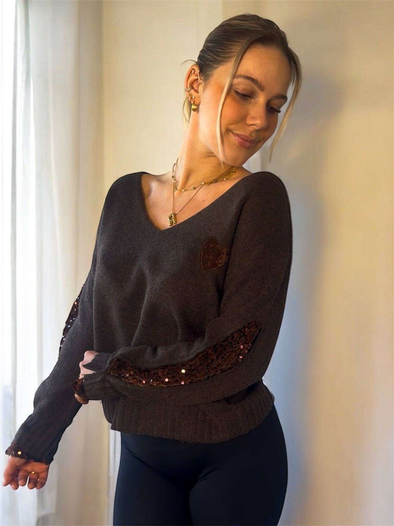 Pailletten Pullover „Amour“