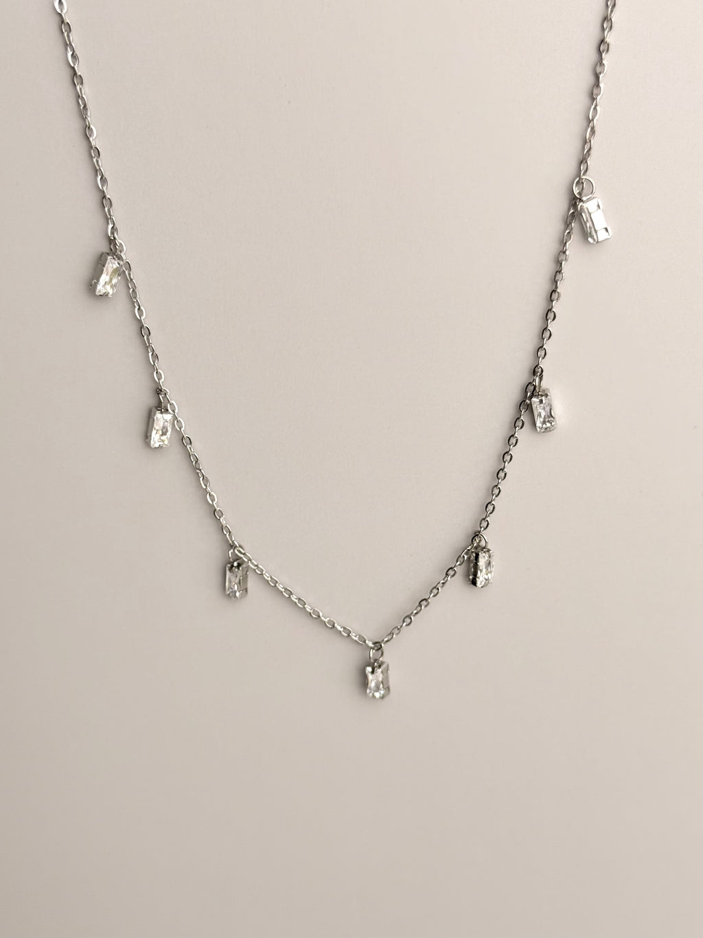 Everlasting Baguette Dangle Kette 14K vergoldet