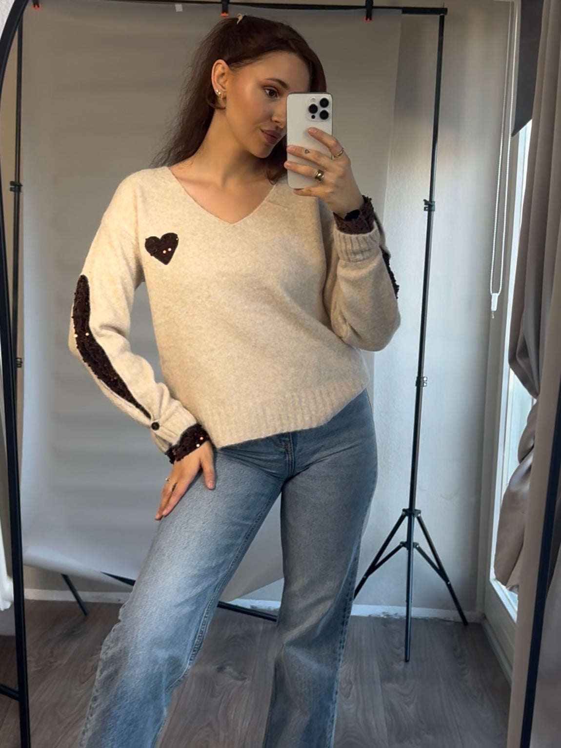 Pailletten Pullover „Amour“