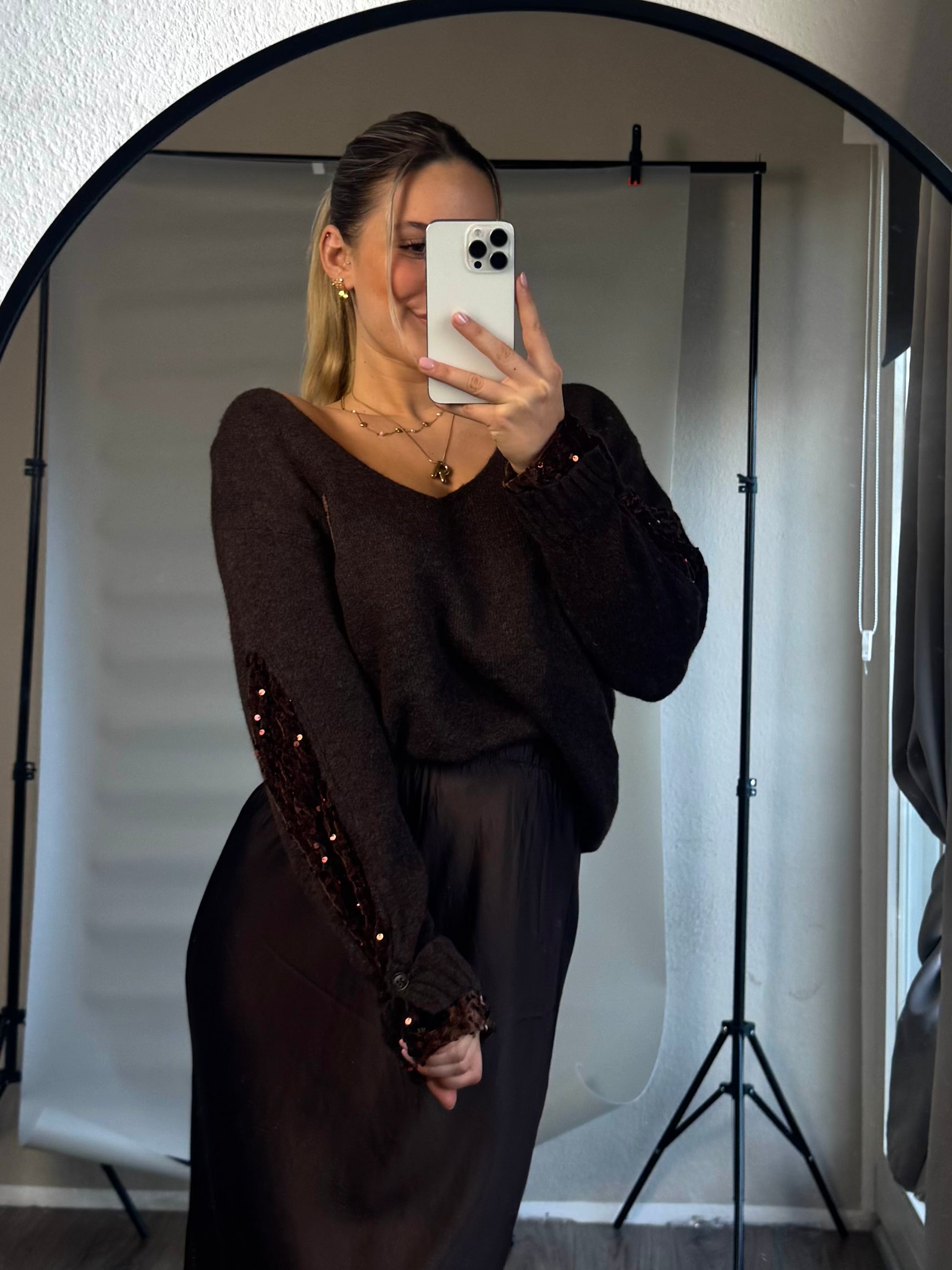 Pailletten Pullover „Amour“