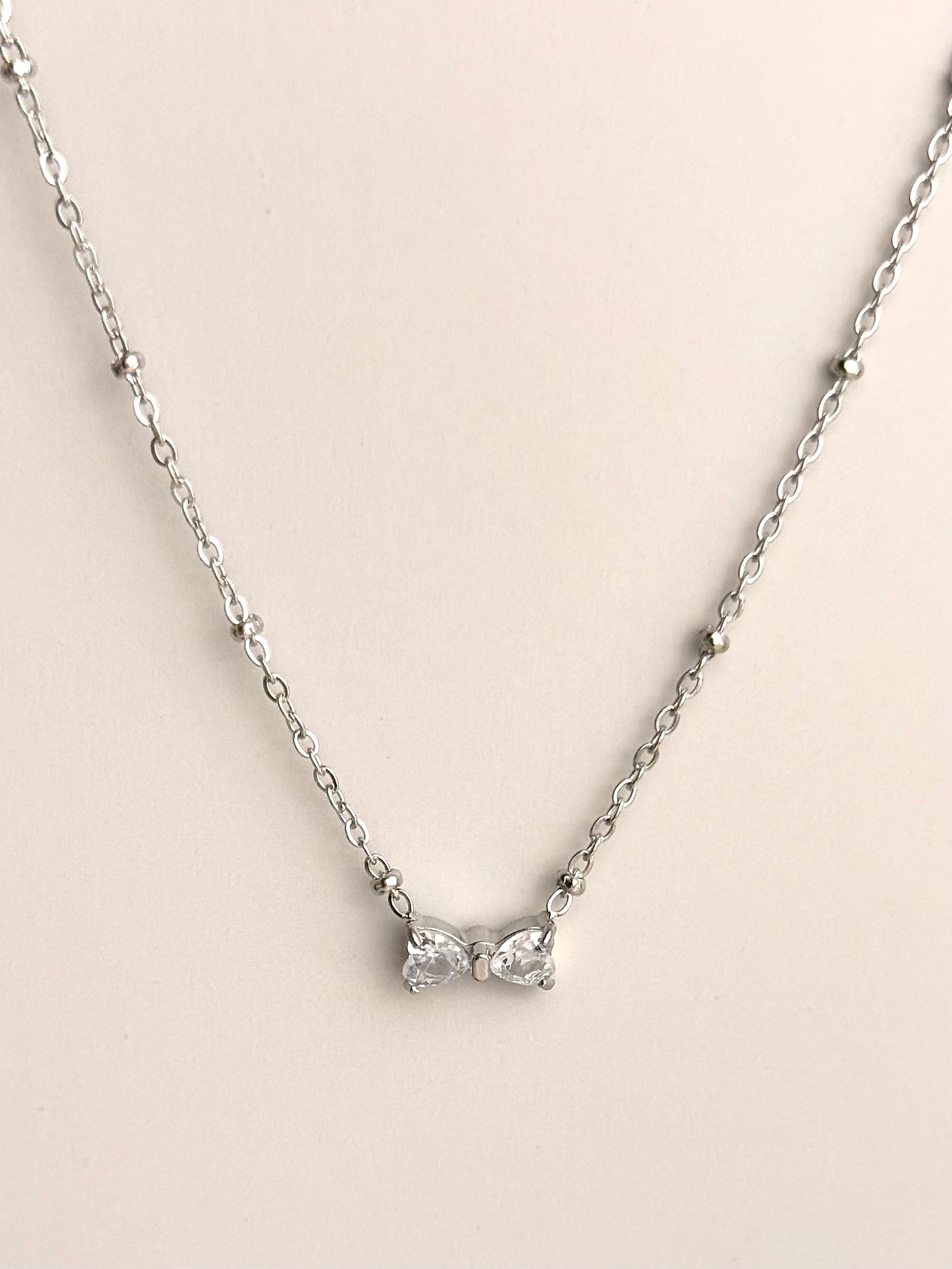 Pave Heart Ribbon Kette 14K vergoldet