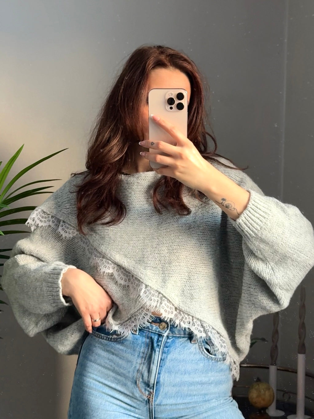 Spitzen Pullover „Lynn“