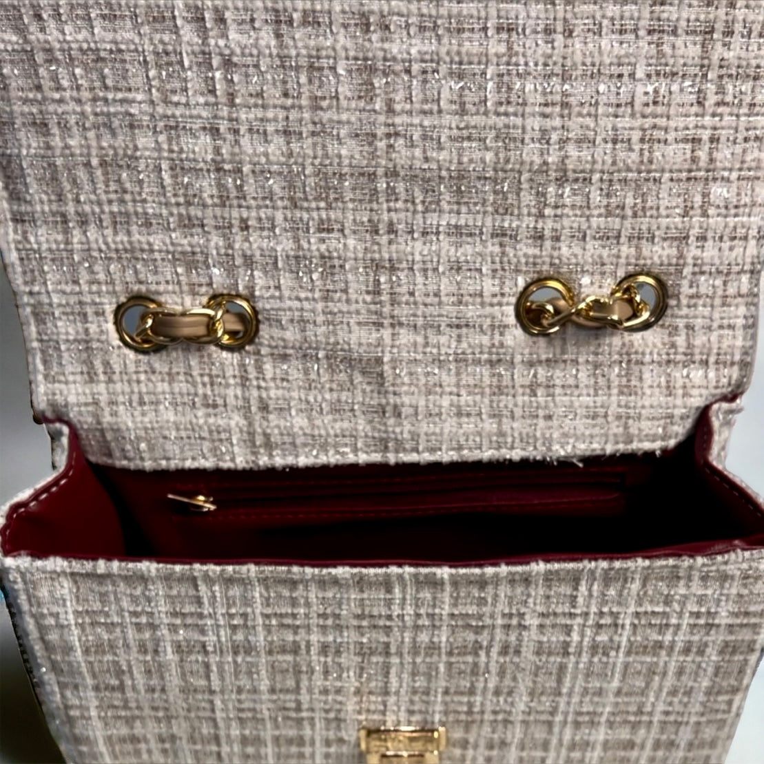 Tweed Handtasche beige old money style 