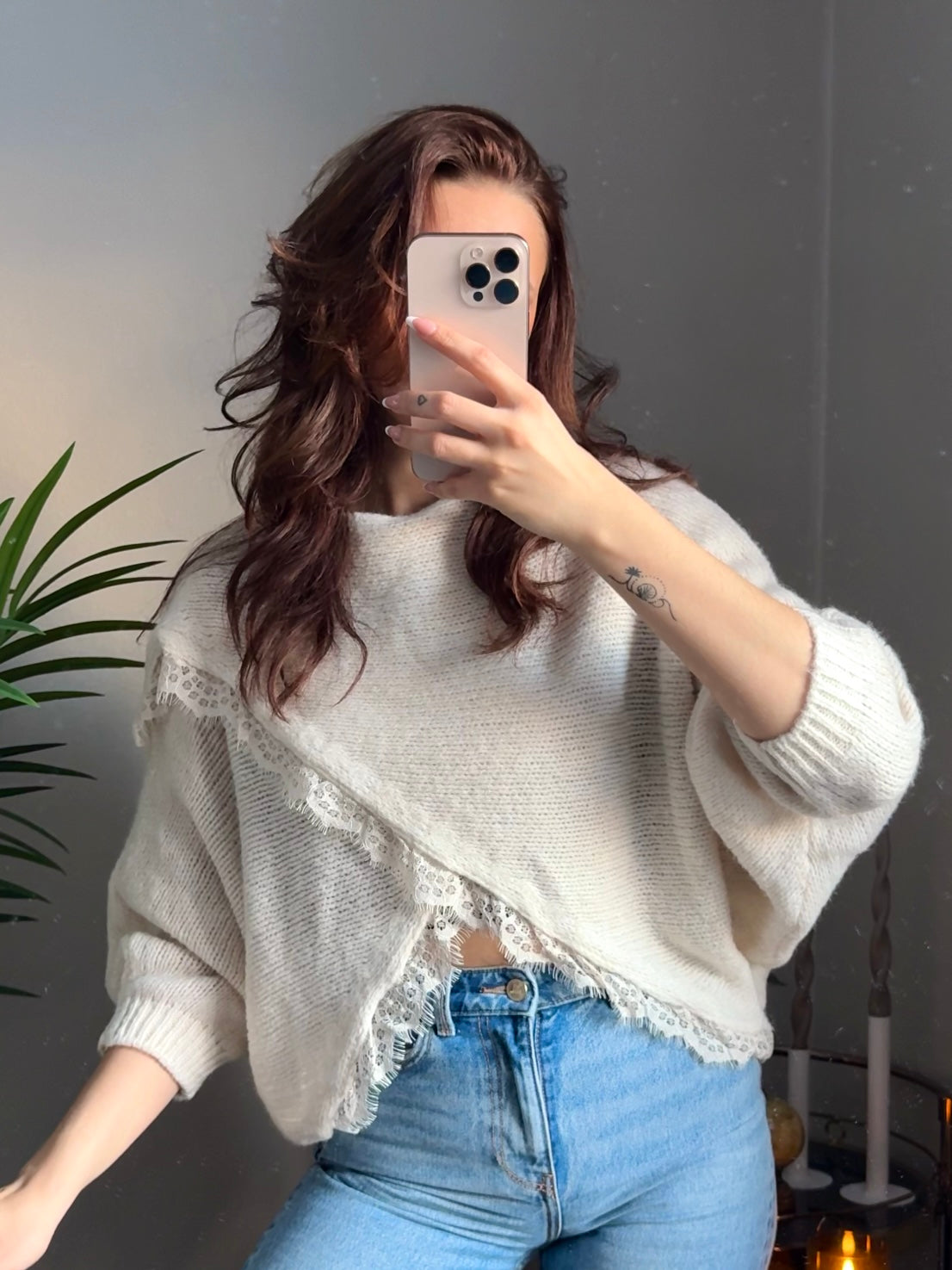 Spitzen Pullover „Lynn“