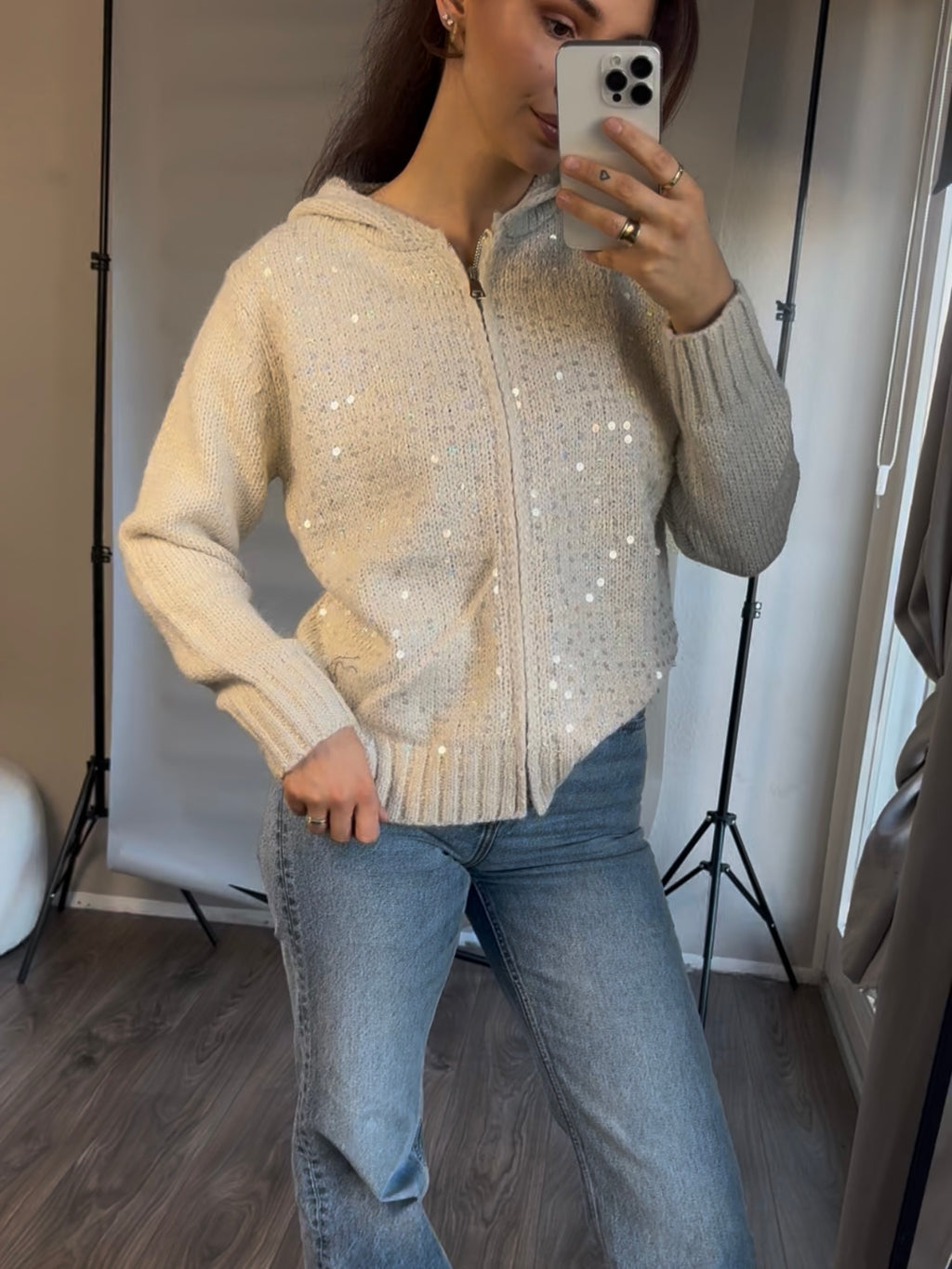 Pailletten Strickjacke beige