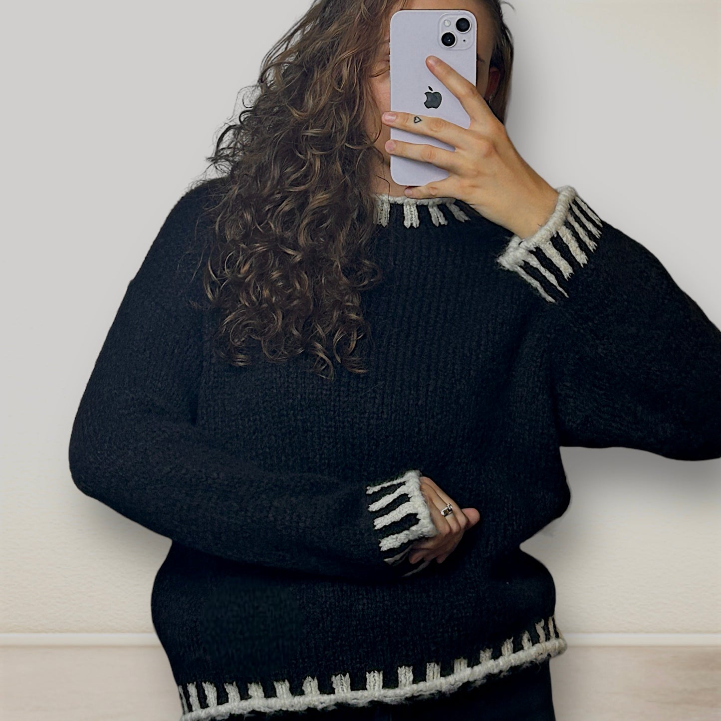 Schwarz weißer Pullover 