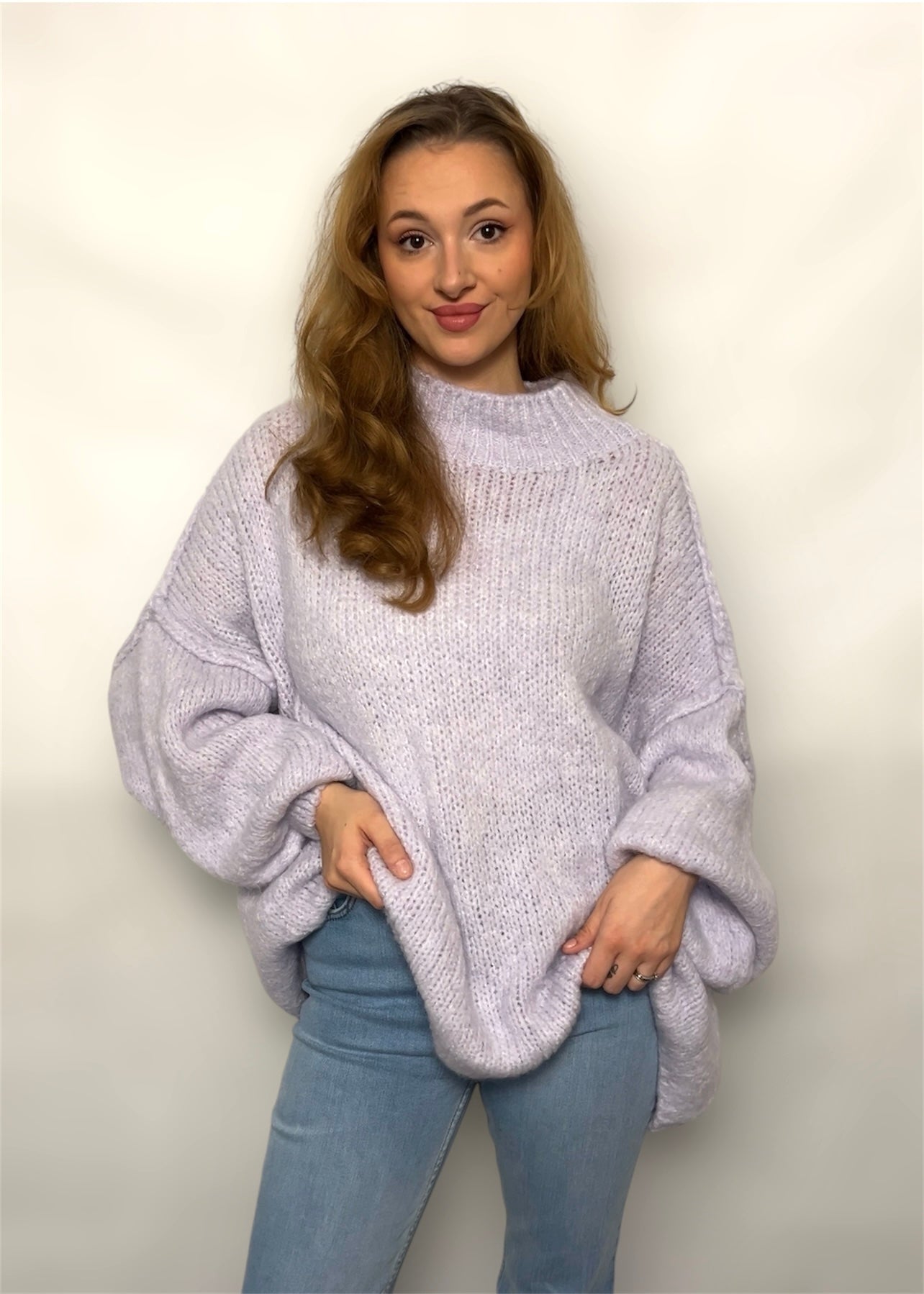 Oversize wollpullover mit nähten 