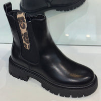 Schuhe